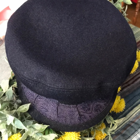 Other - Mens genuine Grecian fishing hat